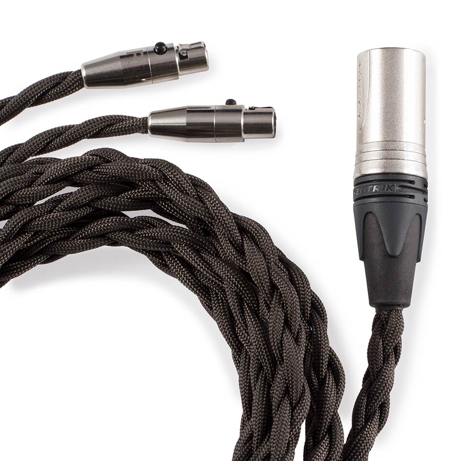 4-pin XLR